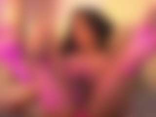 Live cam show with Chloe-Cherry21 - Muscular on CamClone
