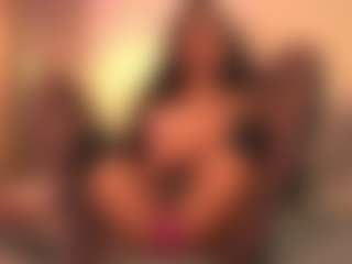 Chloe-Cherry21's Live Sex Cam Show