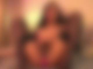 Chloe-Cherry21's Live Sex Cam Show