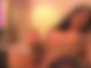 Chloe-Cherry21's Live Sex Cam Show