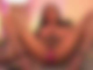 Chloe-Cherry21's Live Sex Cam Show