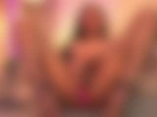 Chloe-Cherry21's Live Sex Cam Show