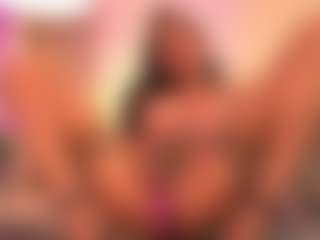 Chloe-Cherry21's Live Sex Cam Show