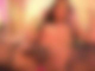 Chloe-Cherry21's Live Sex Cam Show