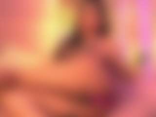 Chloe-Cherry21's Live Sex Cam Show