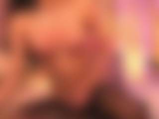 Chloe-Cherry21's Live Sex Cam Show