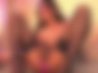 Chloe-Cherry21's Live Sex Cam Show