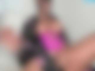 Live cam show with mamiwater - Thick on sexylive.show