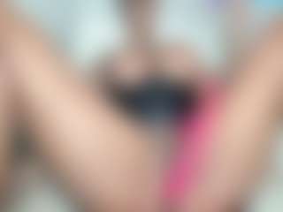 Live cam show with mamiwater - Kinky on MyBangCams