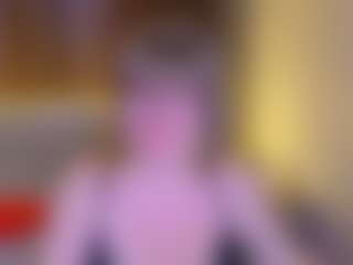 Live cam show with ZannaDreil - Tittyfuck on Milf Play