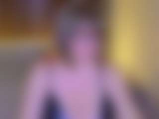 Live cam show with ZannaDreil - Gagging on instabang
