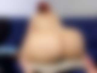Live cam show with afrodita-martinez - Joi on MyBangCams
