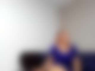 Live cam show with afrodita-martinez - Joi on Camversity
