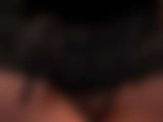 Live cam show with Amber Farrell - Average on live18s.com