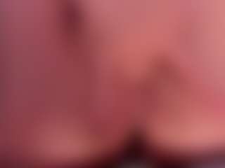 Live cam show with Amber Farrell - Average on nudelive.tv