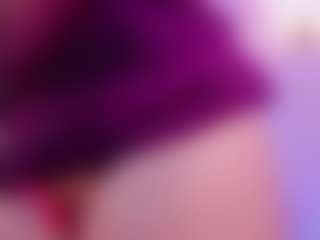 Live cam show with Amber Farrell - Average on Soda Cam
