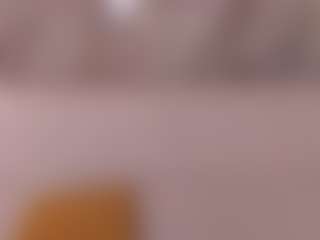 Live cam show with Amber Farrell - Fingering on Latina Girls
