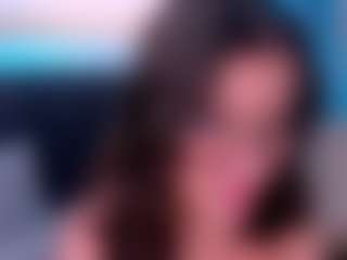 Live cam show with Amber Farrell - Brown Hair Toys on Milfs Live