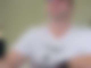 Andrew19005's Live Sex Cam Show