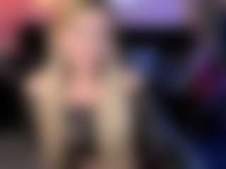 Live cam show with AugustineMagnet - Shaved Pussy MILF on sexytreat.net