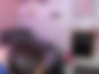 Live cam show with AugustineMagnet - Blonde Hair MILF on Milf Play