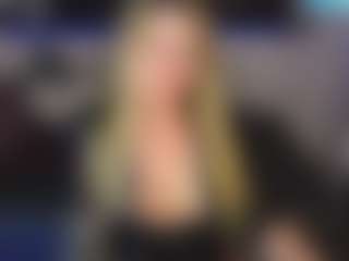Live cam show with AugustineMagnet - Blonde Hair on Camsoda