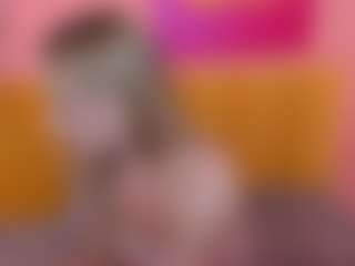 Live cam show with DianaGarrett - Oil on fapnchat