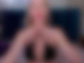 Live cam show with DianaGarrett - Blonde Hair Fetish on sexytreat.net
