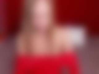Live cam show with DianaGarrett - Public on Mixed Magazine Live