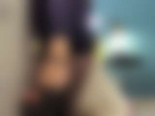 Live cam show with DianaGarrett - Smoking on Nude Live Now
