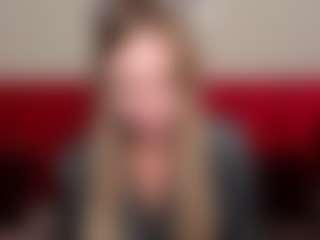 Live cam show with DianaGarrett - Blonde Hair on Camsoda