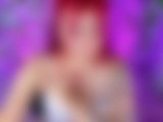 Live cam show with Emmaevanns - Smoking on nudelive.tv