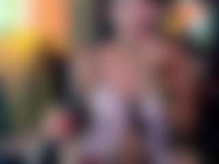 Show de câmera ao vivo com Xiimena22love - Spank no Camsoda