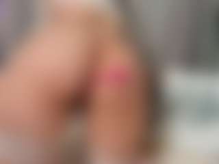Live cam show with Adela26 - Cum In Pussy on Soda Cam