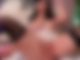 Adela26's Live Sex Cam Show