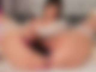 Adela26's Live Sex Cam Show