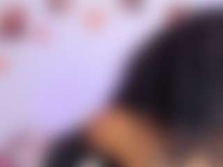 Live cam show with AfricaBell - Public on chickslive.net