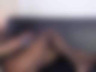 Live cam show with AfricaBell - Flashing on Dolls Live