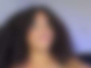 Live cam show with AfricaBell - Facial Piercings on Hubzter Live