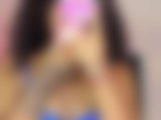 Live cam show with AfricaBell - Bikini on WildCum
