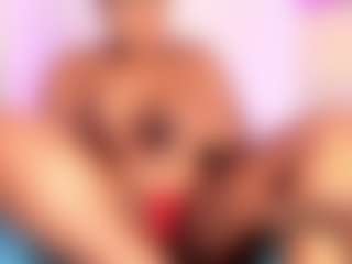 Live cam show with EMILY - Mature on Camsoda