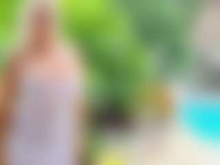 Live cam show with Tunderosee - Cum on fapnchat