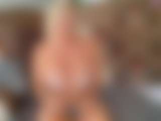 Live cam show with Tunderosee - Normal on SinfulBabes