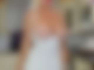 Tunderosees Live-Sex-Cam-Show