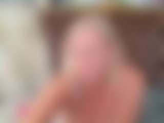 Live cam show with Tunderosee - Blue Eyes on livesuperchat.net