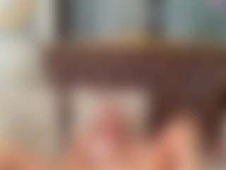 Live cam show with Tunderosee - Blue Eyes on Hubzter Live