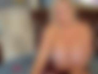 Live cam show with Tunderosee - Blue Eyes on 1on1-livenow