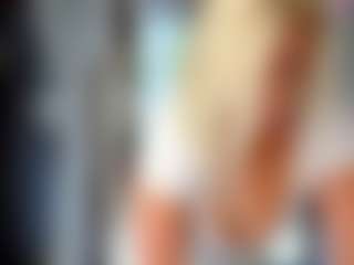 Live cam show with Tunderosee - Blowjob on Camsoda