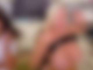 Live cam show with Tunderosee - Toys on Stripli.com