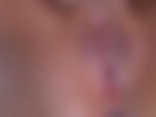 Live cam show with AllissonM - Facial Piercings on Uber Horny